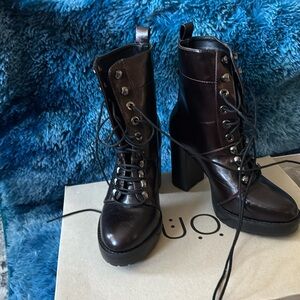 Platform heeled boots by Urban Outfitters